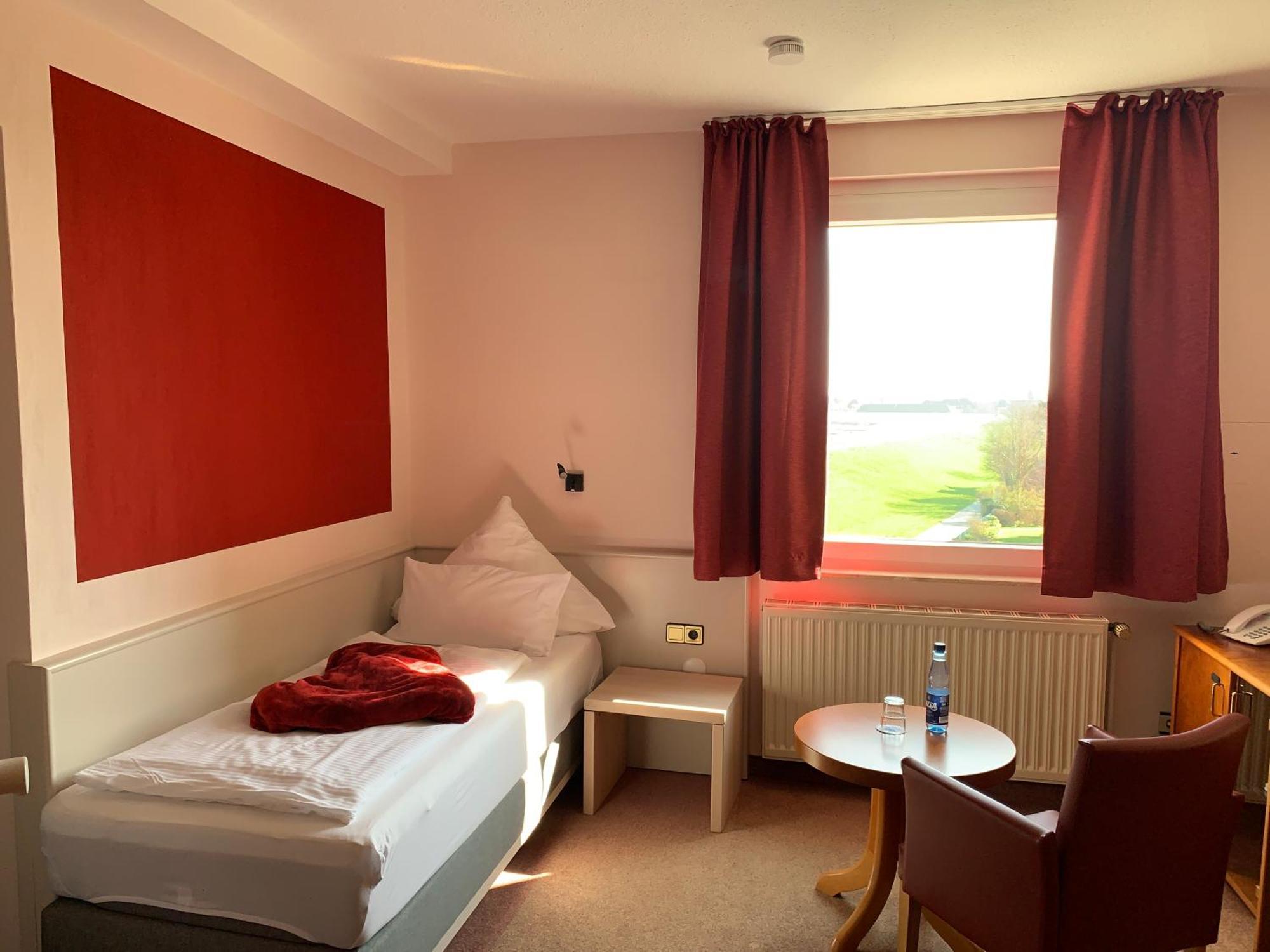 קושהאבן Seehotel Neue Liebe מראה חיצוני תמונה