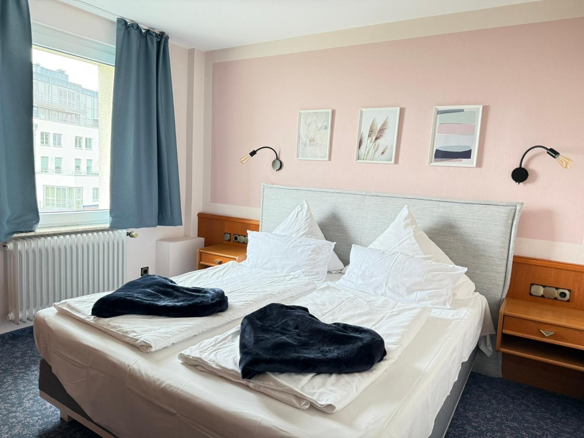 קושהאבן Seehotel Neue Liebe מראה חיצוני תמונה