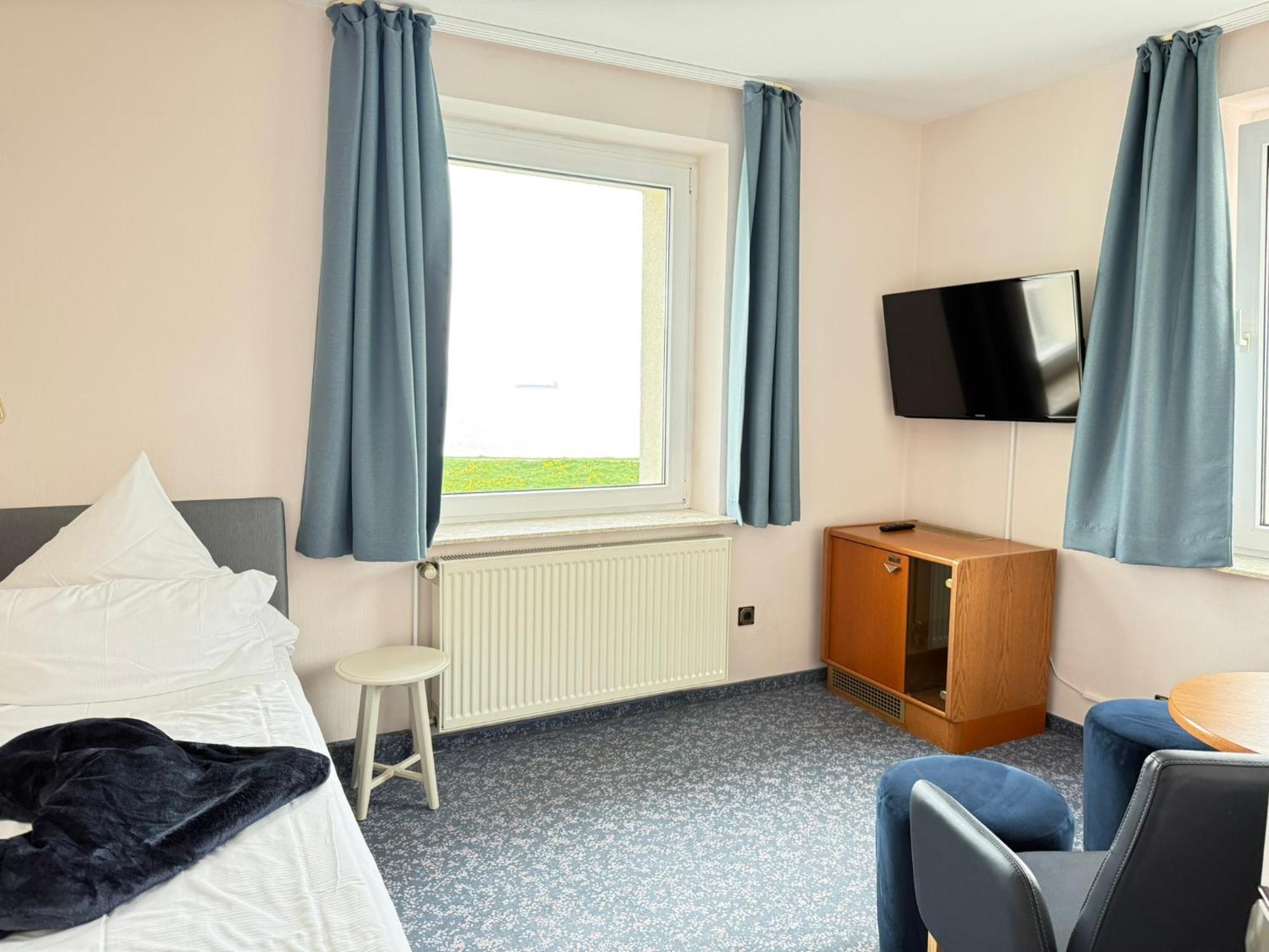 קושהאבן Seehotel Neue Liebe מראה חיצוני תמונה