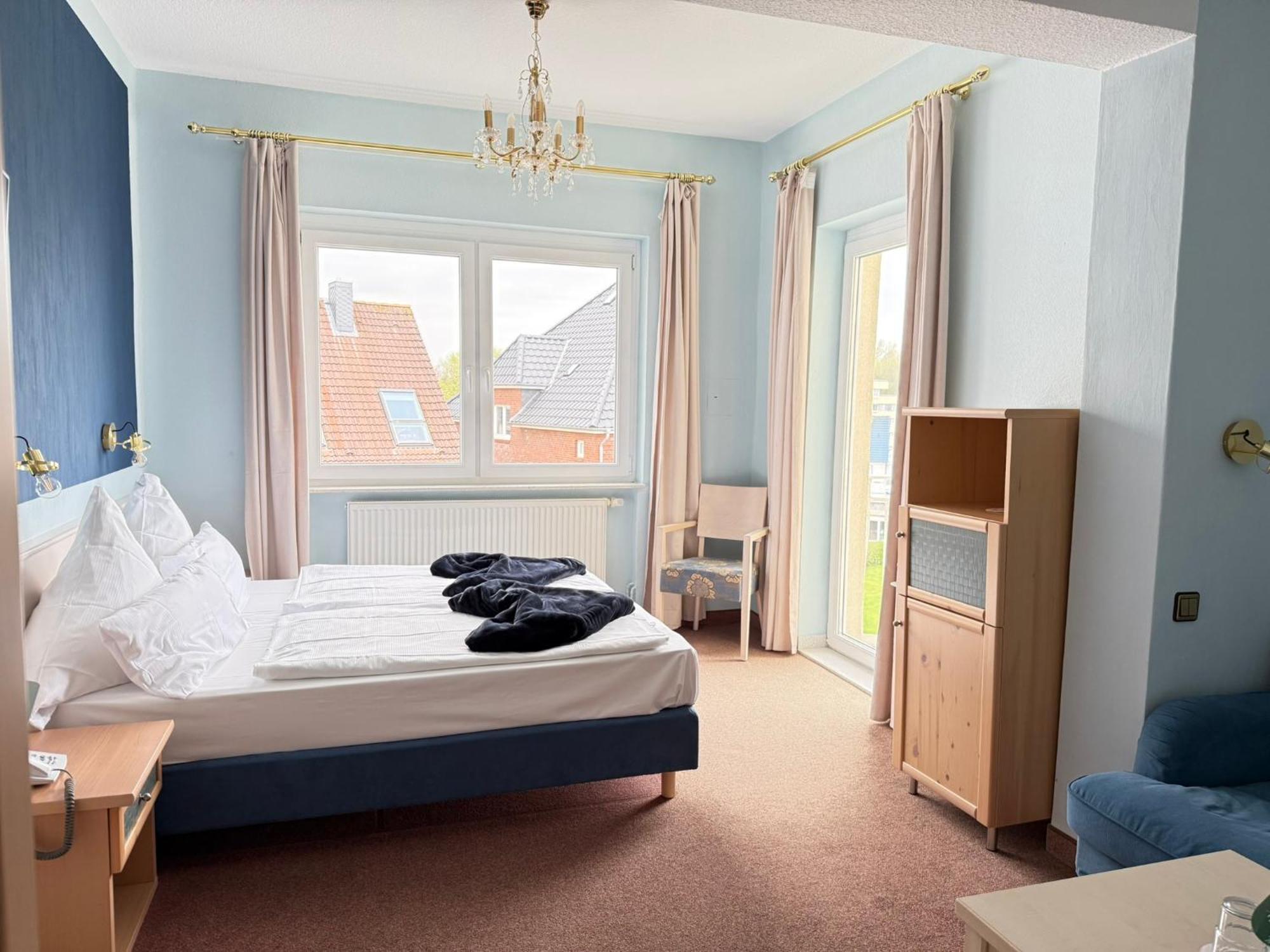 קושהאבן Seehotel Neue Liebe מראה חיצוני תמונה