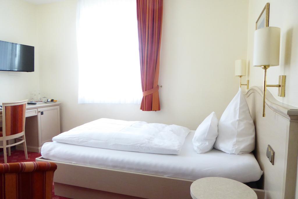 קושהאבן Seehotel Neue Liebe מראה חיצוני תמונה