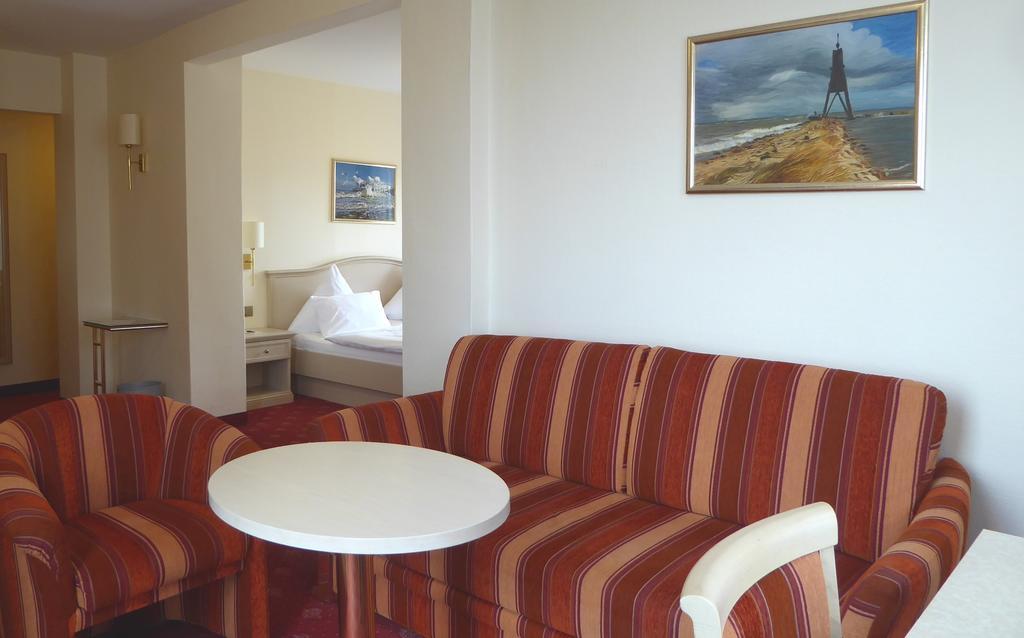 קושהאבן Seehotel Neue Liebe מראה חיצוני תמונה