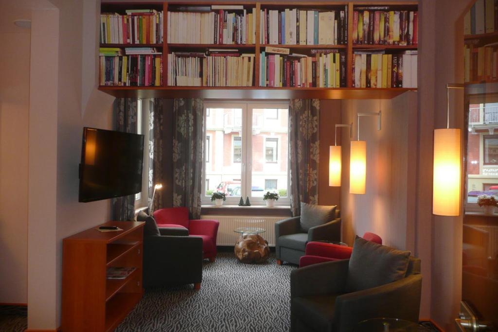 קושהאבן Seehotel Neue Liebe מראה חיצוני תמונה