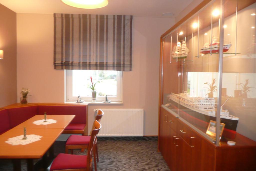 קושהאבן Seehotel Neue Liebe מראה חיצוני תמונה