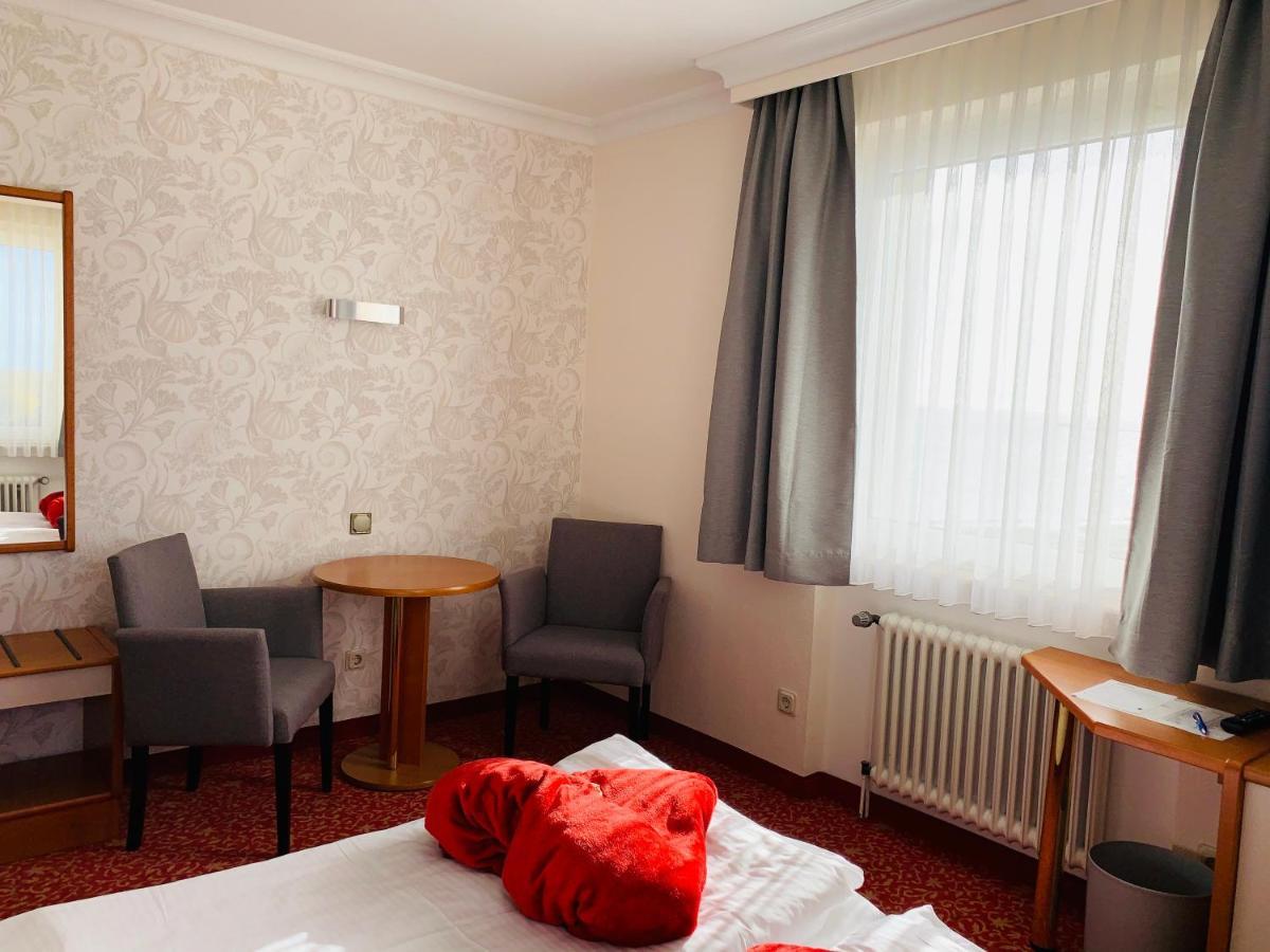 קושהאבן Seehotel Neue Liebe מראה חיצוני תמונה