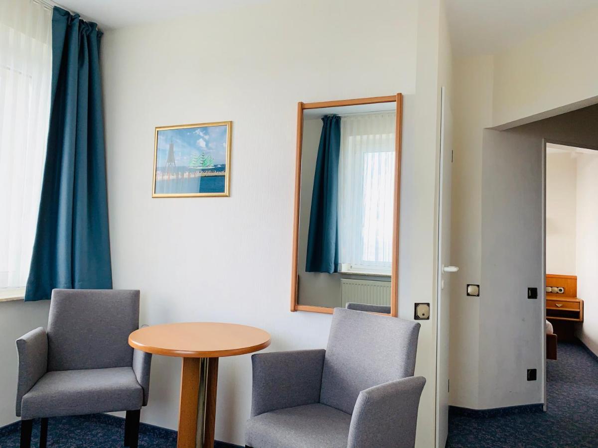 קושהאבן Seehotel Neue Liebe מראה חיצוני תמונה
