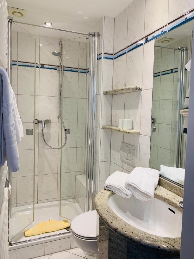 קושהאבן Seehotel Neue Liebe מראה חיצוני תמונה